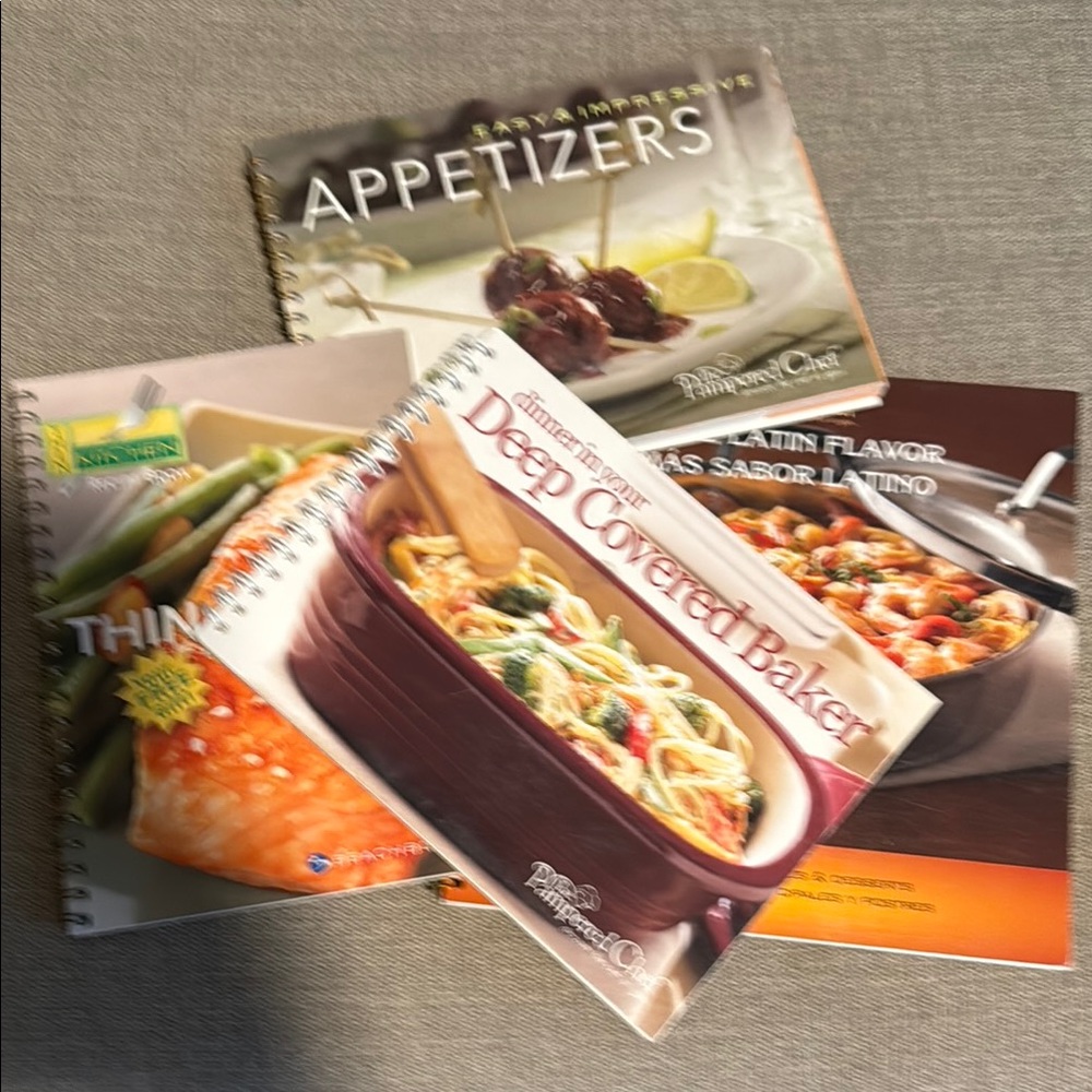 Pampered Chef Recipe Book Set - Multicolor